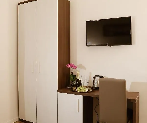 Elegant - Nocleg ze śniadaniem Rzym